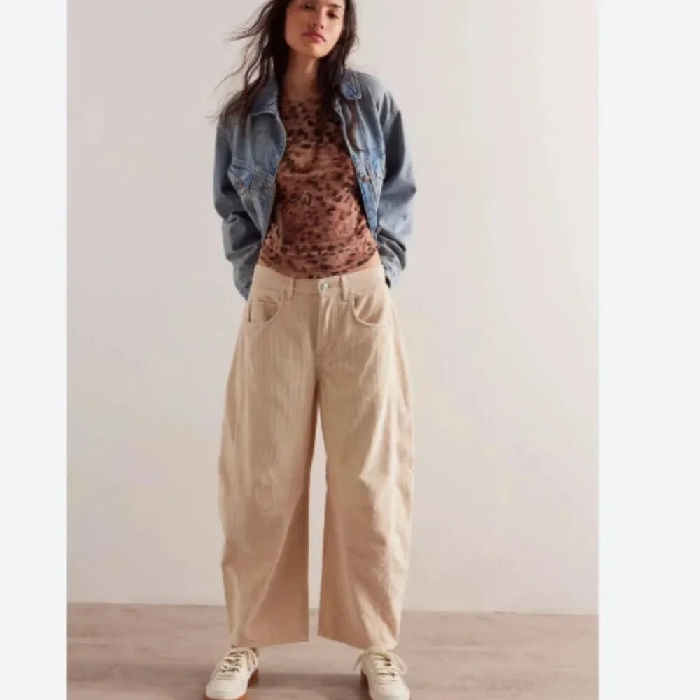 New Free People We The Free Good Luck Mid-Rise Cord Barrel Jeans Size 231